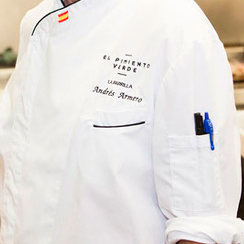 chaquetilla de cocina con logo bordado
